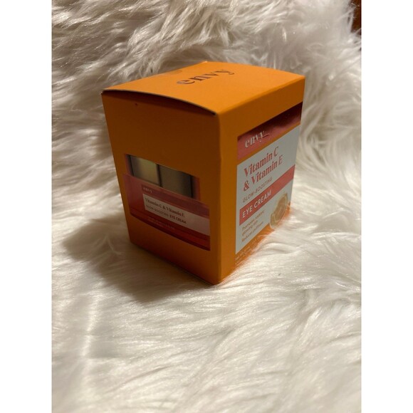 Envy glow-boosting eye cream bnib - Picture 3 of 3